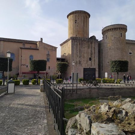 Casa Flora Fondi Centro Storico Lägenhet Exteriör bild