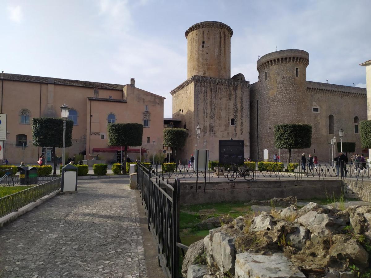 Casa Flora Fondi Centro Storico Lägenhet Exteriör bild
